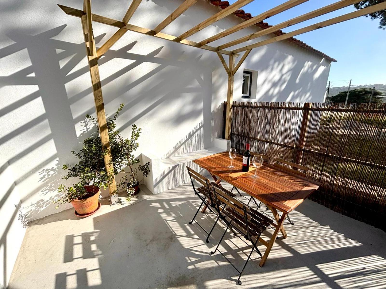 Pine & Apple Beach House Colares Extérieur photo