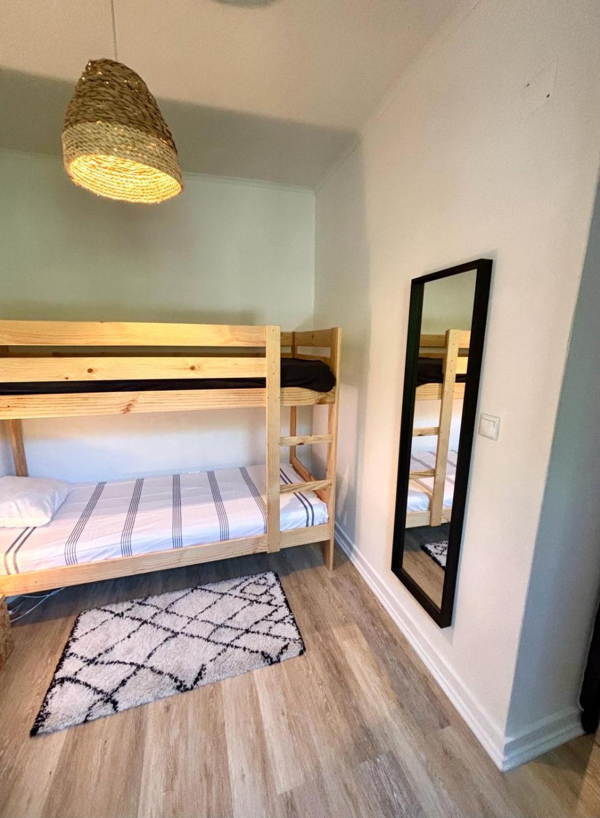 Pine & Apple Beach House Colares Extérieur photo