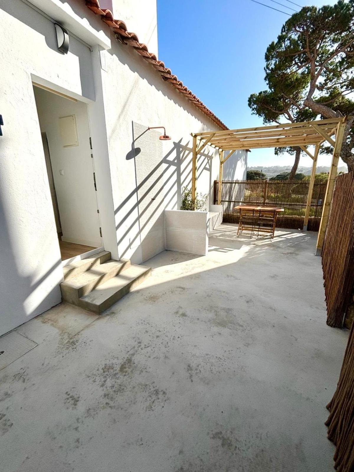 Pine & Apple Beach House Colares Extérieur photo