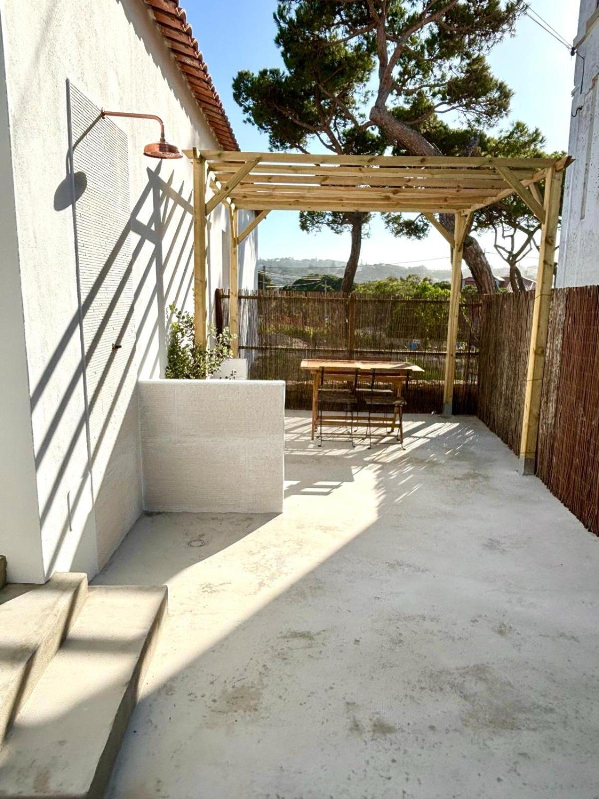 Pine & Apple Beach House Colares Extérieur photo